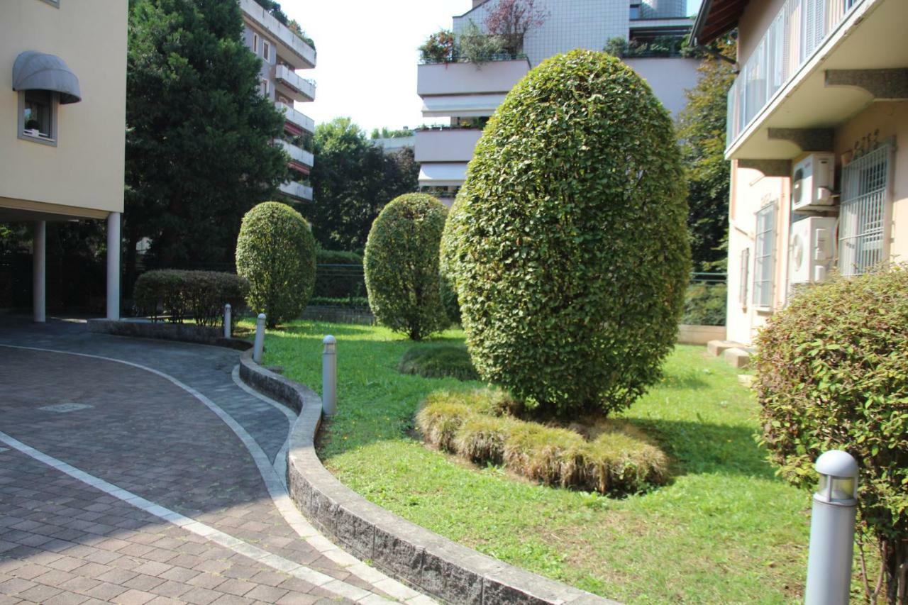 Parco Di Monza Apartment Ngoại thất bức ảnh
